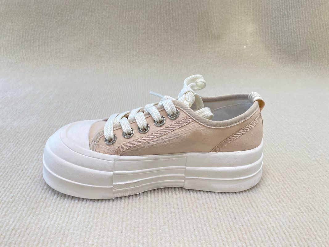 Women pink espadrilles with breathable mesh upper and lacing high top
