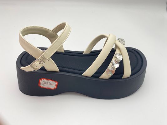 زن ها صندلي هاي سفيد پايين با سنگ هاي خالص و چرم واقعي